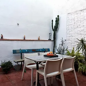 Holiday La Casa Azul Сasa de vacaciones Barcelona